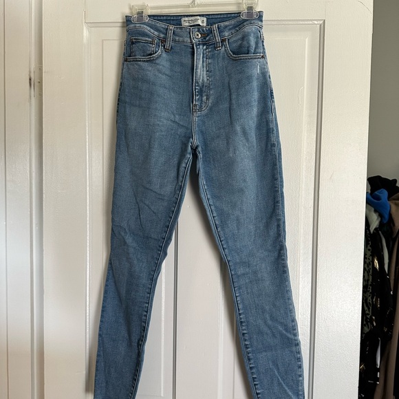 Abercrombie & Fitch Denim - Abercrombie & Fitch Women’s Curve Love High Rise Super Skinny Jean